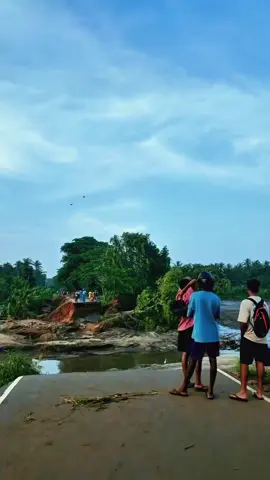 About 68% of our road network is back open. Sri Lanka is moving again 🇱🇰✨#srilankatiktok #viral #visitsrilanka #fyi #india 