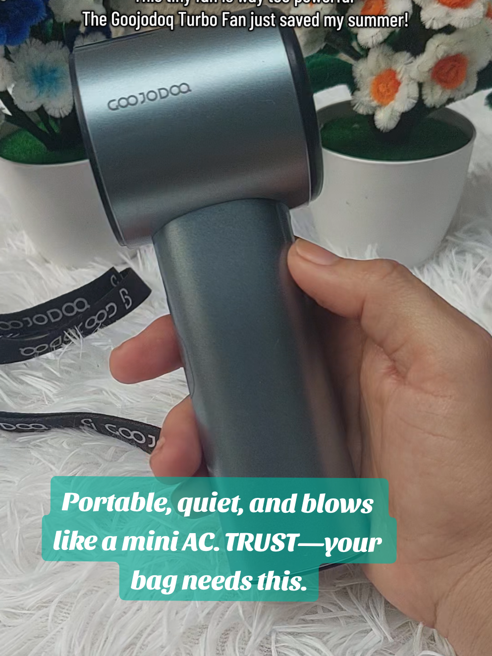 If you get hot easily… this is your new bestie 🥵✨ The Goojodoq Turbo Fan is small, cute, and insanely strong. Summer essential unlocked  #goojodoq #turbofan #fan #minifan #portablefan 