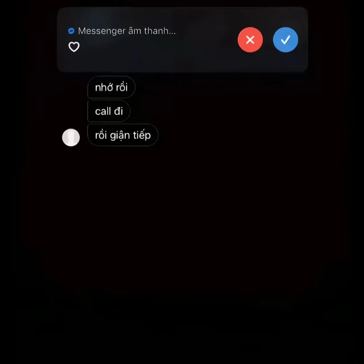 Tình yêu không phải là những lời hứa hẹn hoa mỹ, càng không phải là những phút giây ngọt ngào nhất thời. Tình yêu là khi bạn chọn ở lại, dù người kia chẳng còn hoàn hảo như ngày đầu. Là khi bạn bao dung cả những vết thương cũ, cả những nỗi sợ không tên, và vẫn nhìn họ như điều đẹp đẽ nhất trong cuộc đời mình. Chúng ta yêu không phải để tìm một ai đó hoàn hảo, mà là đế học cách yêu một người không hoàn hảo theo cách hoàn hảo nhất có thế. Tình yêu thật sự là khi hai người, giữa cả trăm ngàn lựa chọn, vẫn chọn nhau mỗi ngày. #xhhhhhhhhhhhhhhhhhhhhhhh #tamtrang #story#viral #tinhyeu 