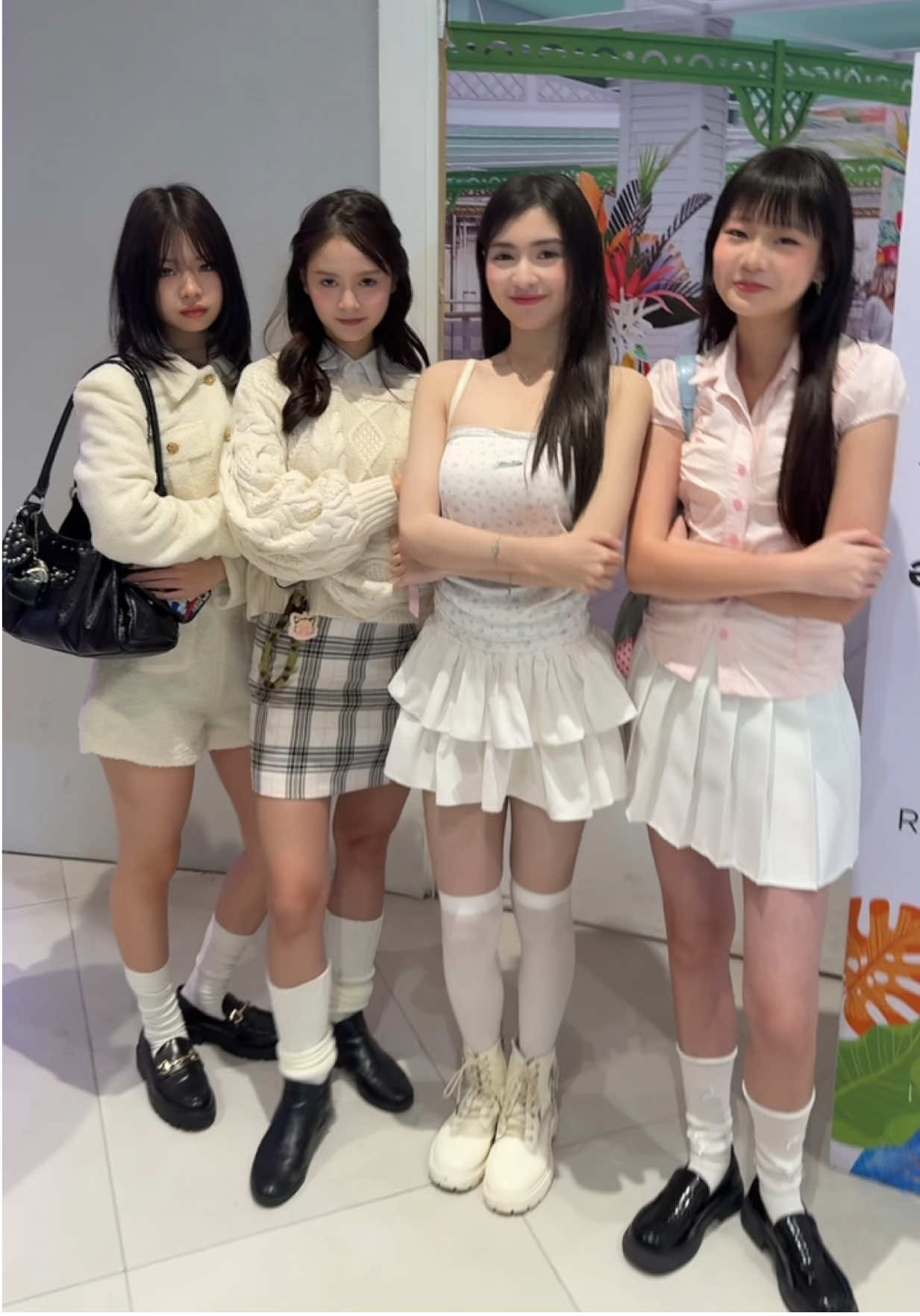 ขอเข้าแก๊งด้วยได้ไหม 💓 @aliceyinjuly @ning_chatimu @ไออิ @arna . ❦ 