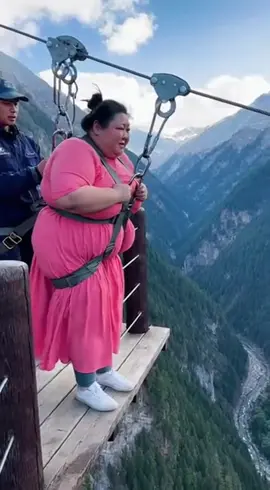 อุบัติการณ์การผ่านเส้นเชือกโต้ต่อค่อนข้างยาก 😫 #tiktokThailand #เทรนด์วันนี้ #funny #wolink #fyp 