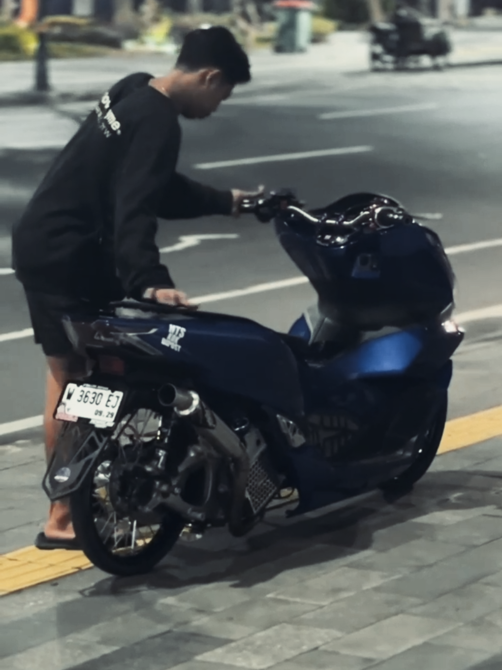 hehehe🥲 #pcx160 #pcx160ล้อ17แต่งสวย #fyp 