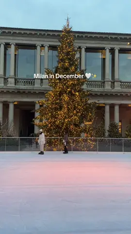 i’m in love #milan #italy #december #christmas #travel 