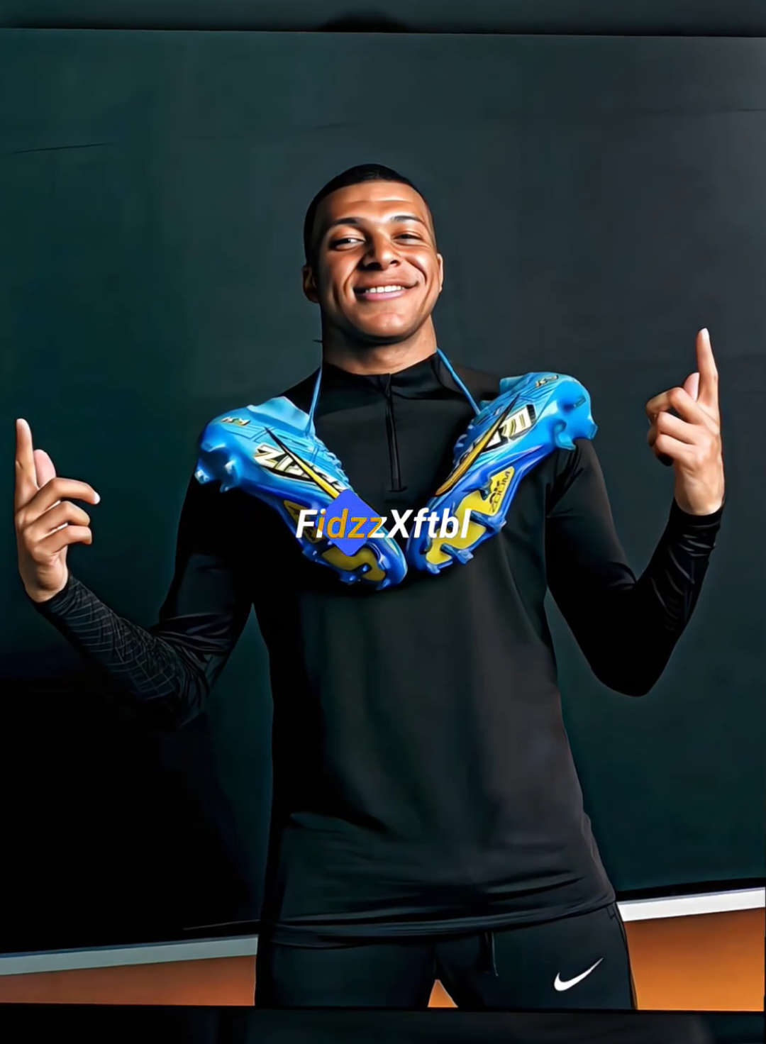 Halo perkenalkan nama saya fidzz saya konten creator bola baru tolong bantu support nya ya🤗#presetalightmotion#mbappé#realmadrid#footballedit#presetxml 