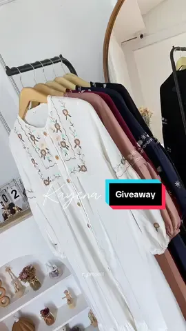 Giveaway Dress✨🤍 yang mau Kayena Dress gratis bisa ikutan Giveaway yaaa. Caranya like+komen semua konten kita sampai pengumuman giveawaynya yaaa👀🤍 Dipilih yang paling setia like dan komen hihihii🫶🏻💞#giveawayalert #giveawayindonesia #giveaway