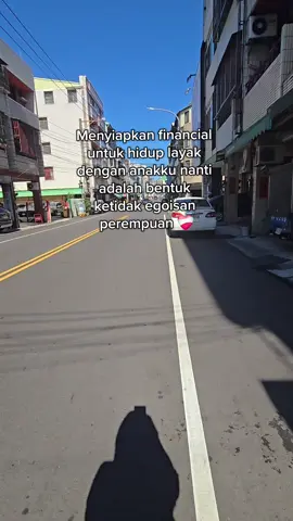 anakku bukan keturunan orang berpunya, oleh sebab itu aku harus berusaha dengan keras agar masa depannya nanti jauh lebih baik daripada aku💪🤲😇 #taichung_taiwan🇹🇼 #taiwanlife #babucinonetaiwan🇹🇼 #fyppppppppppppppppppppppp #malang24jam 