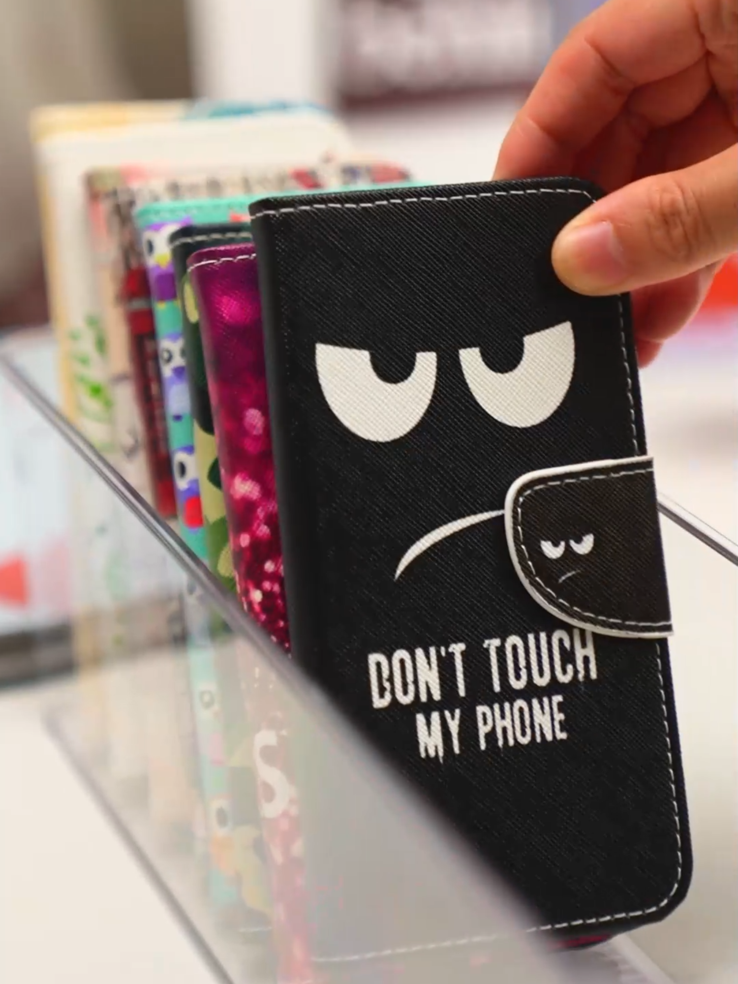 Pattern Printing Cross Texture Leather Phone Cover for iPhone 17 Case and More 6601171214 🔗 Check out full details and shop here: https://ow.ly/RNyU50XCBCG #phoneaccessories #phonecases