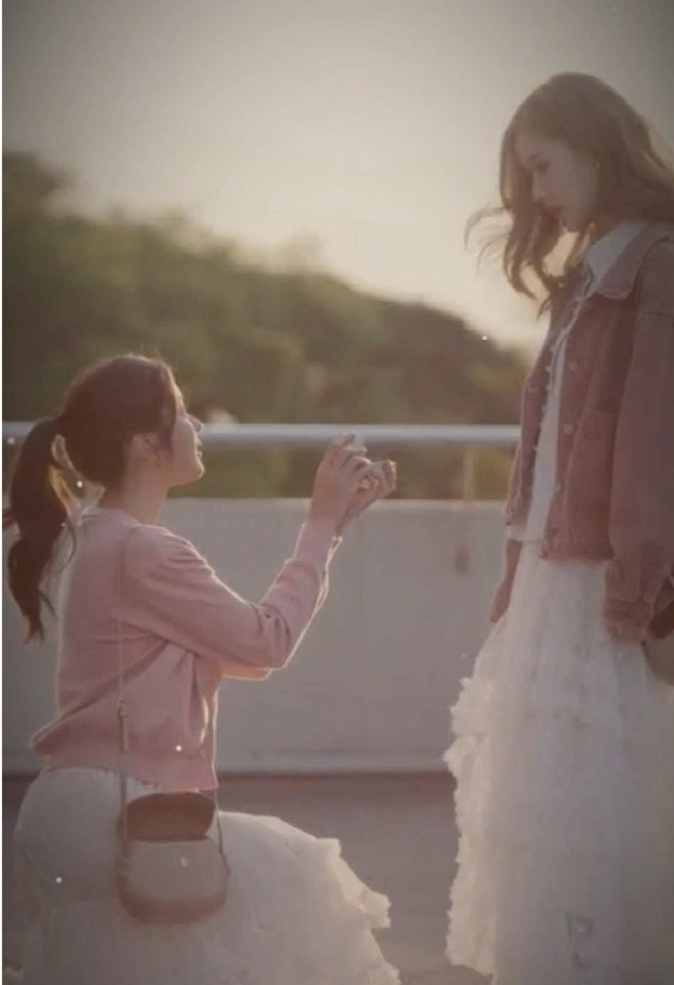 Aokbad: lần đầu chúng ta đến đây vì lý do công việc, lần này đến đây với tư cách là bạn gái của em 💍  #kaojane #kaojanejanekao #lovedesignseries #xuhuong #viral 