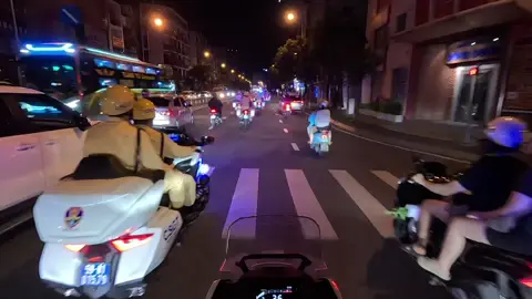 Good job man 🤪 #airport #saigon #fypシ゚ #xuhuong #xh 