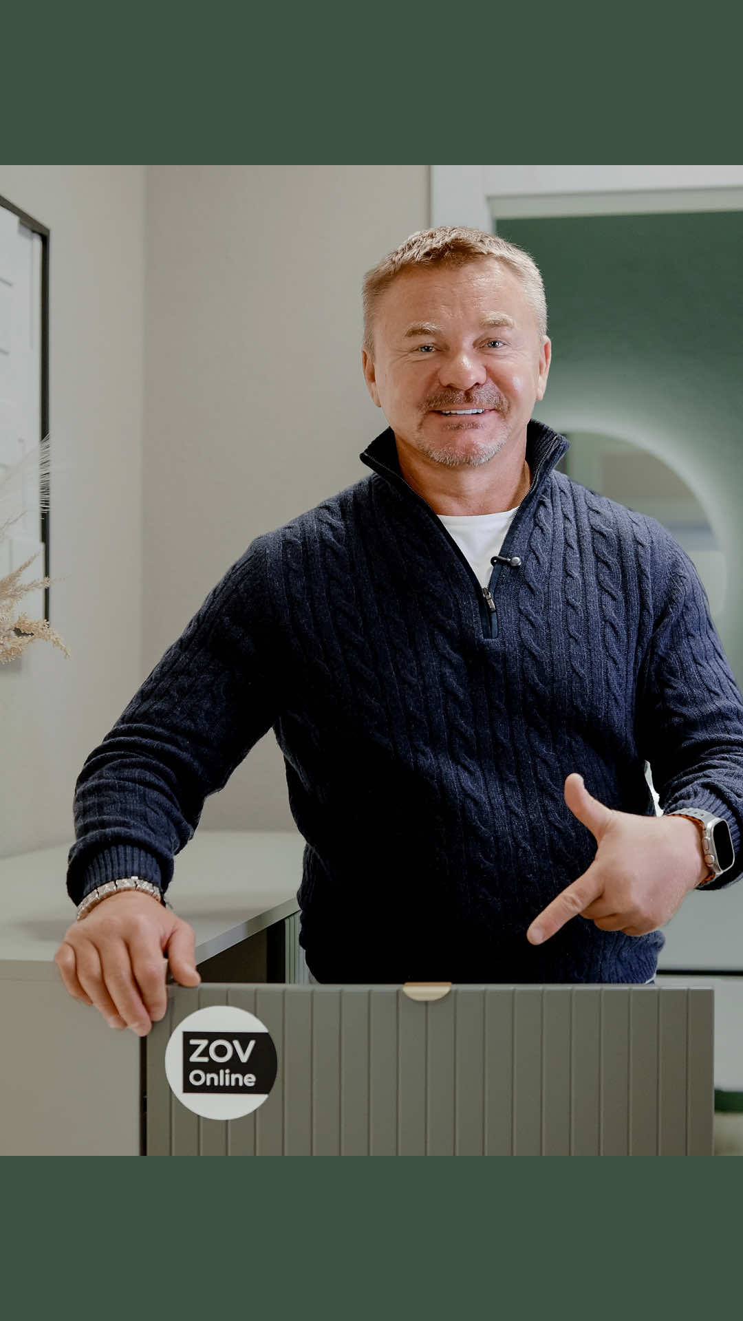 Невероятные новости от ZOV Online! Теперь вы можете вживую оценить качество и дизайн нашей мебели в новом салоне мебели «ЗОВ» 🔥 Европейская фурнитура, невероятное количество моделей на любой вкус и бюджет — шкафы для одежды, комоды, прикроватные тумбы, тумбы под ТВ, кресла, кровати и многое другое! Кстати, салон уже успел посетить любимый многими российский актер Владимир Сычев и остался в восторге от качества и дизайна мебели от ZOV Online. 📍 Ждем всех по адресу: г. Гродно, ул. Валентины Макаровой, 2А (район Грандичи). Мы осуществляем доставку по всей Беларуси и России. Доставка по городу Гродно бесплатная. Доступен самовывоз. Оформить заказ вы можете на сайте zovonline.by или отправьте сообщение нам в Директ. Качество должно быть доступно каждому! Приятных покупок! Команда ZOV Online #зовонлайн #zovonline #владимирсычев #гродно #купитьмебель 