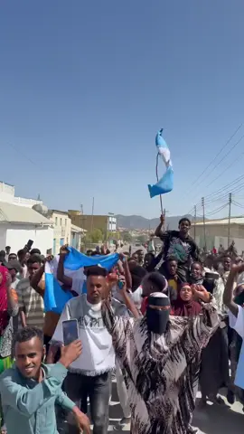 Maanta laga bikaabo kaas baan ku dhaqmaynaa zxpayaal calankeenu waa kaas macalaa haday xukuumadu ka laabato go,aankeena dhiig baa inagaga daatay 2026 qabiil qabiil u dowladeeya yaana la gaadhin gushan waa inaan kusoo gaba gabaynaa.     #Awdalforsomalia #somalitiktok #awdalstate💙🤍 #boramatiktok #fyp 