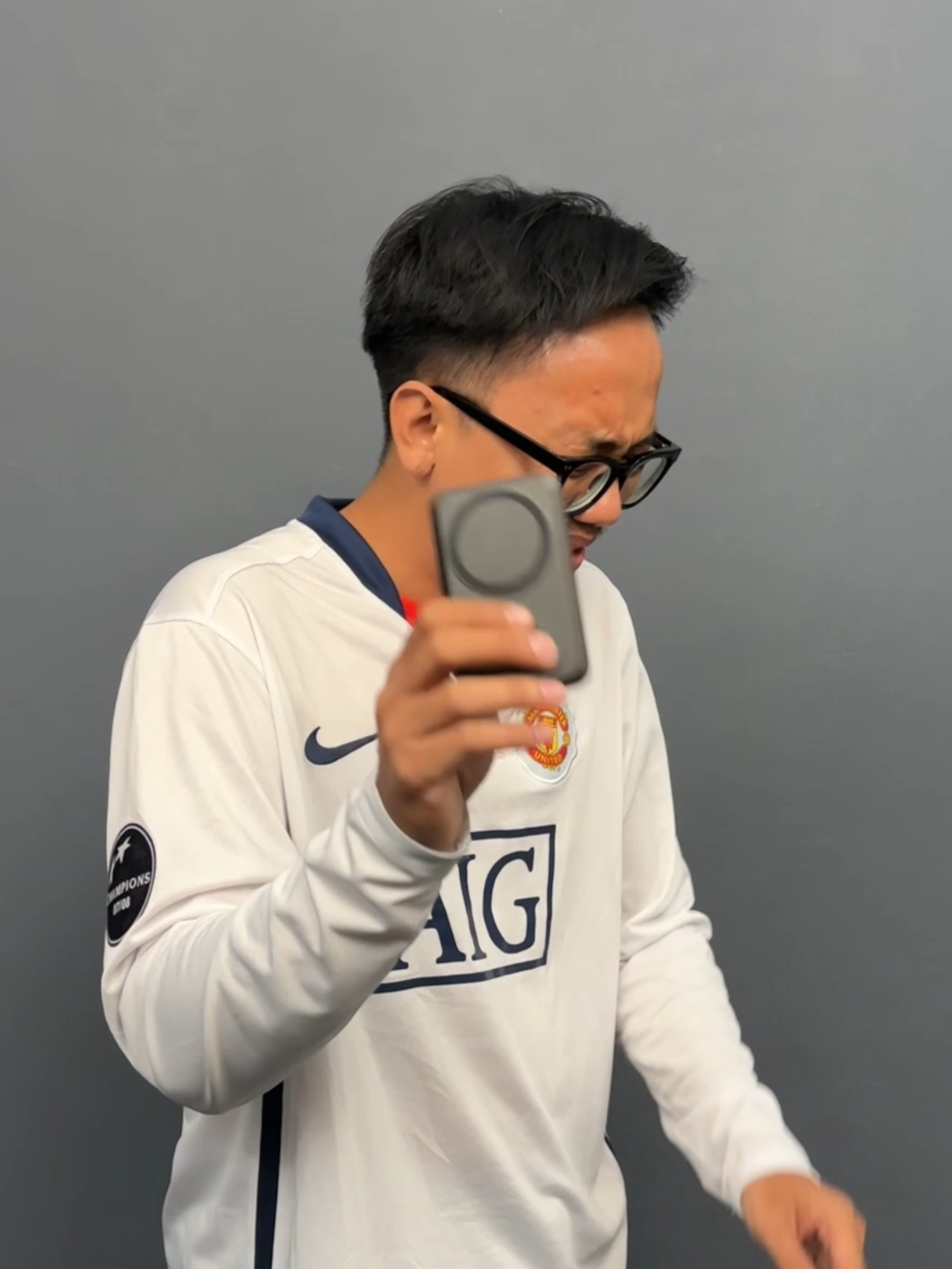 serem banget sih bang.... gue cuma bisa nawarin power bank 🙏🏻 #kiip #powerbank