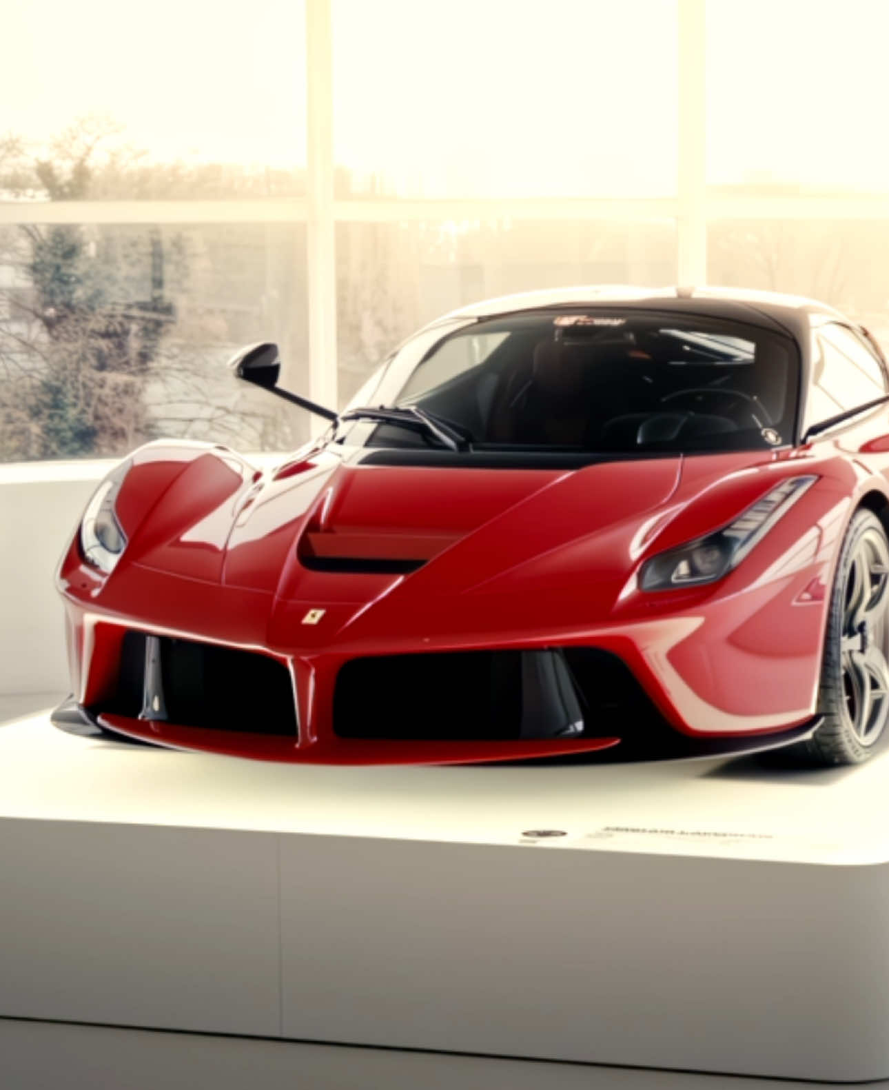 Can you believe that Ferrari F80 is the successor? #ferrari #laferrari #v12 #pacemuseum #thelohcollection @NationalesAutomuseum 