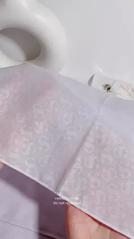 seriuss best pakai , nanti nak grab colour lain pula 🙈 #seenscarves #seenhijab #bawalembossed #confidentinseen #tutorial 