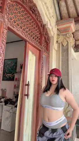 #calvinklein #ck #setelanpakaian #setelanwanita 