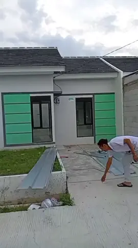 DIBACA DENGAN BENAR YA.  KHUSUS PERUMAHAN GREEN ADIKA RESIDENCE TAKE OVER NYA BISA DICICIL YA YG PENTING KOMITMEN DAN AMANAH.  WILAYAH CIKARANG UTARA KP PULO BAMBU TUA DESA KARANG SENTOSA KECAMATAN KARANG BAHAGIA Take over 10 jt plus notaris  tanpa cek bi CHEKING Angsuran btn 1,438rb perbulan tenor 15 thn  Flat subsidi baru angsuran 3bulan Tipe 33/60  Take over kondisi baru apa ada nya  Menghadap jalan umum kampung  Deket sekolah TK SD SMP SMA  Deket puskesmas karang sentosa Deket desa karang sentosa Tempat kulineran mie gacoan  Es bar bar  Rumah makan kampung kecil  Rumah makan mai cafe  Rumah makan nusantara Belanja sayuran dll bisa ke perumahan villa kencana  Deket kolam renang 5000/10000 cuman sepuluh langkah dari perumahan green adika Info lengkap Wa.me/+6285716599067#promomarketingtakeover #fyp #fyp #fyp #fyp 