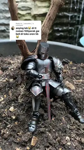 Replying to @♤sanzshin♤ promo nya emang gokil action figure undead knight, langsung lah share ke temen temen #goldenbrown #darkfantasy #undeadknight #cuandarikonten #sipalingupdate 