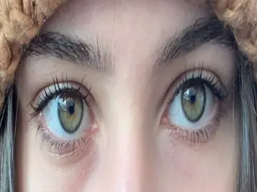 I think I remake green eyes later #core #corecore #eyes #hazeleyes #hazel #celebrities #multiverse #multicore #fyp #foryou 