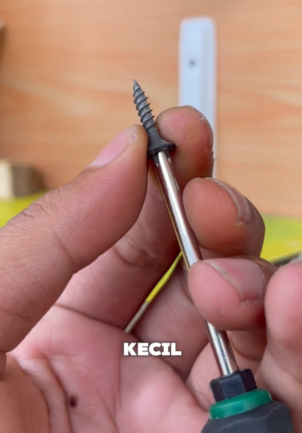 Obeng set 10 in 1 dari ISKU semuanya bisa di rapihkan tanpa banyak basa basi ✅ satu set ini penolong perbaikan kecil di rumah kalian ✅#iskutools #obengmultifungsi 