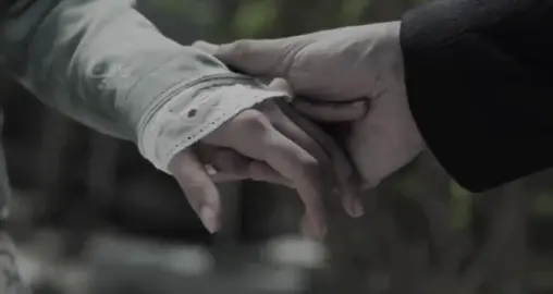 ليه تخليني #مالي_خلق_احط_هاشتاقات🦦 #جبراتت📮 #تفاعلكم_لايك_متابعه_اكسبلوررررراexplore #تصميمي #نايف_الراضي 