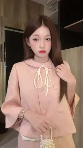 Our pretty baby in Strawberry Clay Set 🍓🌸🧚🏻‍♀️ #germevn #localbrand #cuteoutfits #prettylittlebaby #winteredition 