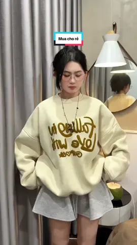 Form rộng xinh xỉu, chất nỉ mềm mịn ôm người ấm cực ❄️” #aoswt #sweatergirl #aonimem #aothudong #outfitbasic  