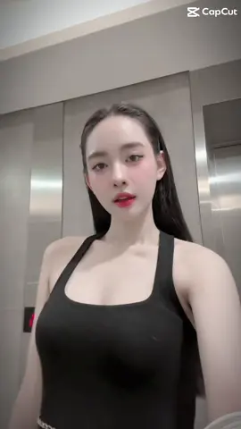 Đừng bao giờ phụ thuộc vào ai, hãy tự chủ và độc lập trong mọi việc..! Chị tới đây :))😝)#CapCut #thinhhanh #xuhuong 