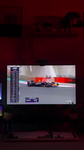 ODGJ mode bantai🙏🏼 • • #maxverstappen #landonorris #f1 #abudhabi #oscarpiastri 