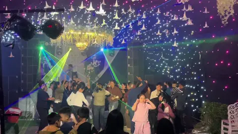 Nhạc ánh sáng để e cân hết,bịt tai vẫn cú muốn nhảy #xuhuong 