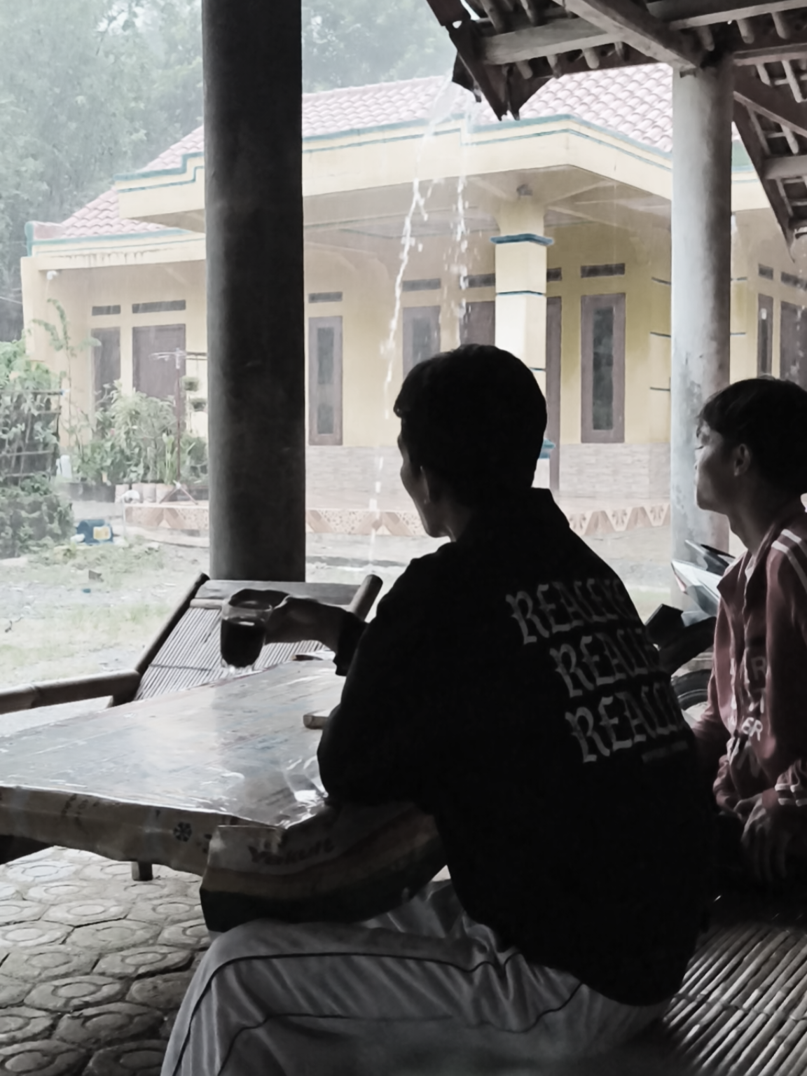 Haha Bisa Aja Lo@rhmattzzzz #fypシ #fyp #sadstory #hujan 