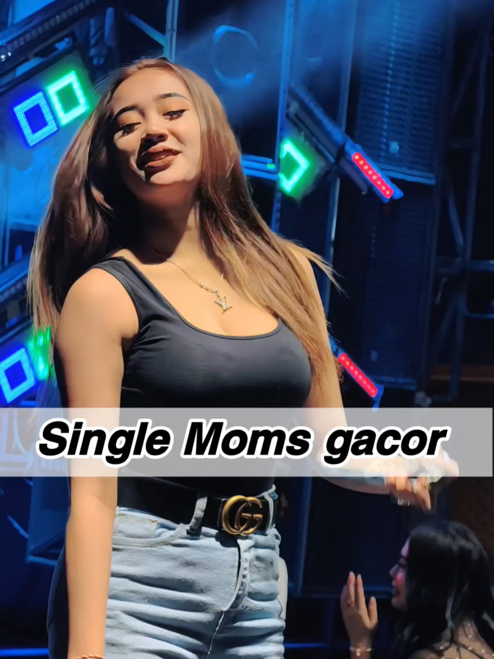 mami eve sendiri tanpa cinta tetap bahagia..  #reels  #dancer  #eve  #fyp 