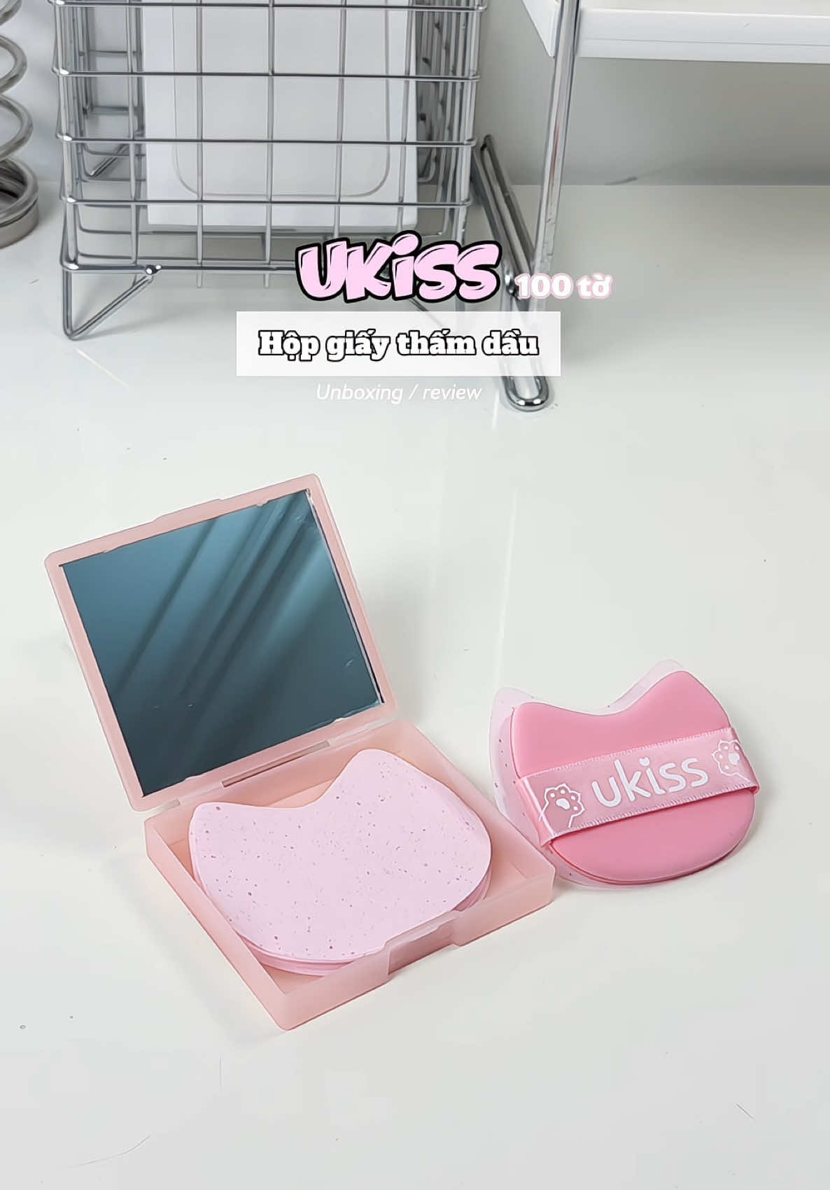 Chân ái cho bác nào làn da siêu bóng dầu ✨✨ #ukiss #giaythamdau #giaythamdauukiss #unboxing 