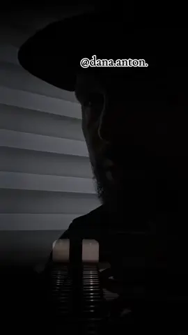 Nu-ți spun acum De: @dana.anton.  #poezieromaneasca #poezii #onthisday 