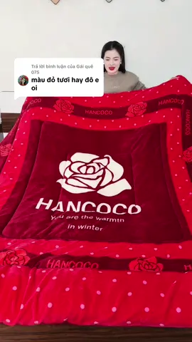 Trả lời @Gái quê 075 Chăn nỉ lông thỏ HANCOCO mềm mại. #chanlongtho #chanmuadong #chanhancoco #xuhuongtiktok2025 #lycocham1987 