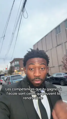 L’école = gagner des compétences, faire des connexions et avoir accès à l’information  Abonne pour suivre mon quotidien à New York 🇺🇸 #pourtoi #pourtoii #motivation #master #fyp 