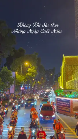 Không Khí Sài Gòn những ngày cuối năm #rongchoisaigon #saigon #saigonvedem #nhathoducba #diamondplaza 
