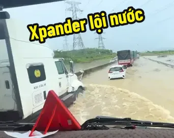 Tàu ngầm xpander #jdm#xpander#mitsubishi#taxidriver#lũlụt 
