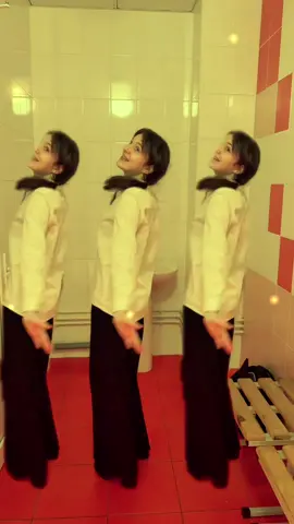 с сестренками🪩🕺❤️#fyp #бабушка#танцы#тренды 