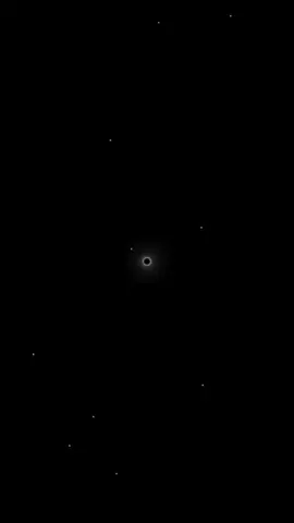 Nghệ An - quê hương của vị chủ tịch Hồ Chí Minh vĩ đại ☺️ Nghệ An là tỉnh có diện tích lớn nhất cả nước, rộng khoảng 16.490 km², nằm ở trung tâm vùng Bắc Trung Bộ. Với vị trí trải dọc từ dãy Trường Sơn đến biển Đông, Nghệ An sở hữu địa hình đa dạng: có núi rừng bạt ngàn, đồng bằng trù phú và bờ biển dài hơn 80 km. Chính sự phong phú về tự nhiên đã tạo cho vùng đất này khí hậu, cảnh quan và hệ sinh thái độc đáo. Nghệ An còn là mảnh đất giàu truyền thống văn hóa và lịch sử. Đây là quê hương của Chủ tịch Hồ Chí Minh, người đã để lại dấu ấn sâu đậm trong lòng dân tộc và bạn bè quốc tế. Những địa danh như Làng Sen – Kim Liên, Quảng trường Hồ Chí Minh, hay Khu di tích Truông Bồn không chỉ là niềm tự hào mà còn là minh chứng sống động cho truyền thống cách mạng kiên cường của con người Nghệ An. Con người Nghệ An nổi tiếng hiếu học, thẳng thắn và bền bỉ. Trải qua bao khó khăn của thiên nhiên khắc nghiệt, họ vẫn giữ cho mình sự cần cù, chịu thương chịu khó, luôn hướng tới tri thức và sự vươn lên. Đây cũng là vùng đất sản sinh nhiều nhân tài, đóng góp quan trọng cho đất nước trong nhiều lĩnh vực.Nghệ An là quê hương của Chủ tịch Hồ Chí Minh, được ví như vùng đất 