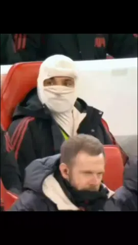 سلوت بيدمر صلاح 💔💔 #ليفربول #ارني_سلوت #محمد_صلاح #الدوري_الانجليزي 