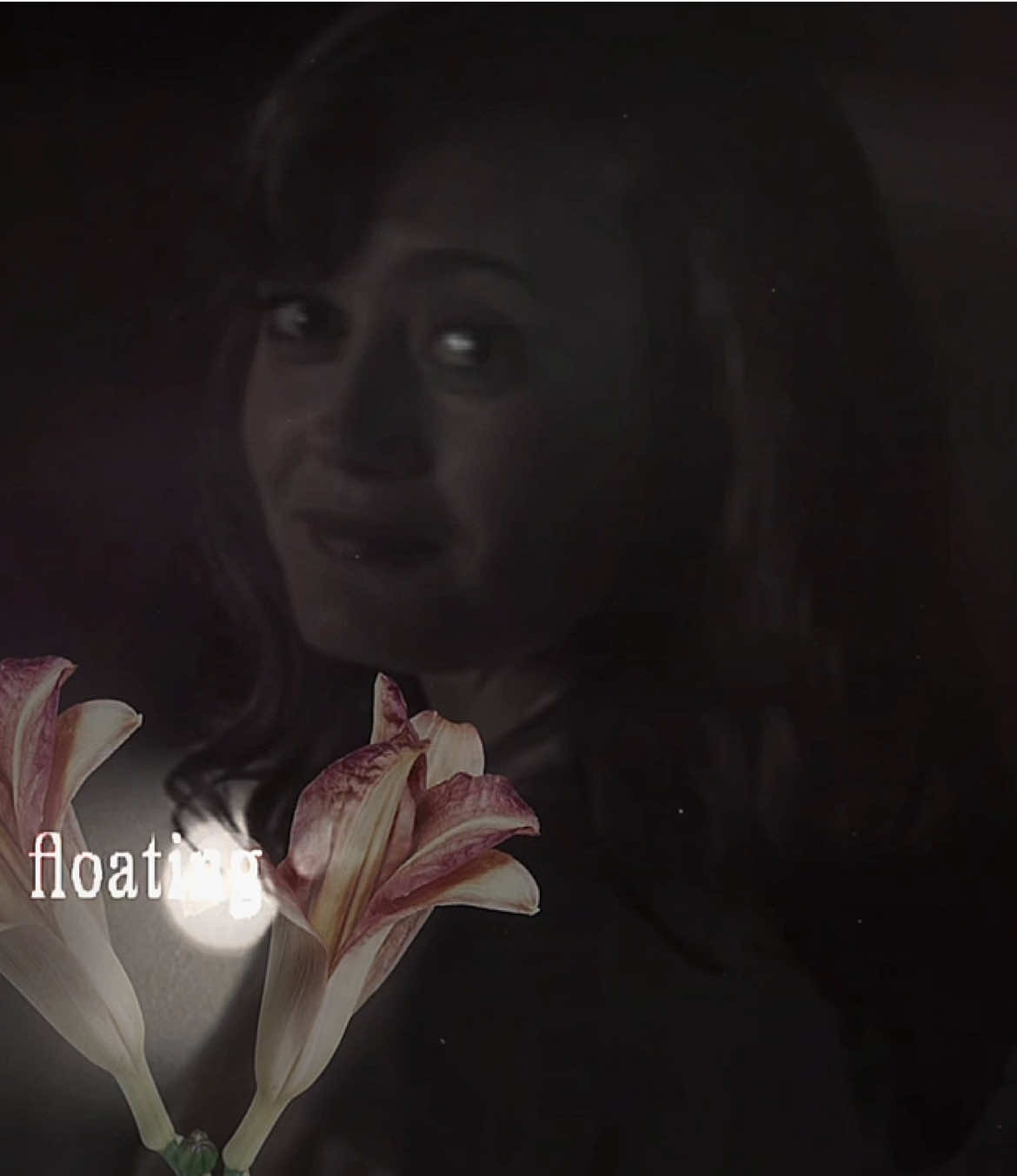 idk about gay hockey players but u were once like… a lesbian football player fr. | #heatedrivalry #yellowjackets #shaunashipman #jackietaylor #fypシ 