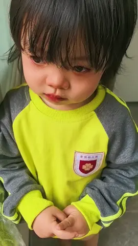 Con gái riệu :)) #bểnuôicá 