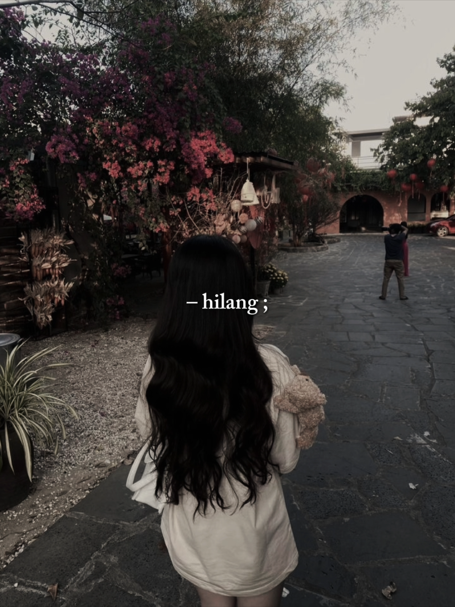 aku, hilang.. #templatelirik #liriklagu #permintaanhati #fyp #CapCut 