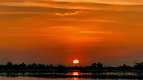 #CapCut Hold on . #capcutradio #podcast #capcutpioneer #pioneertemplate 