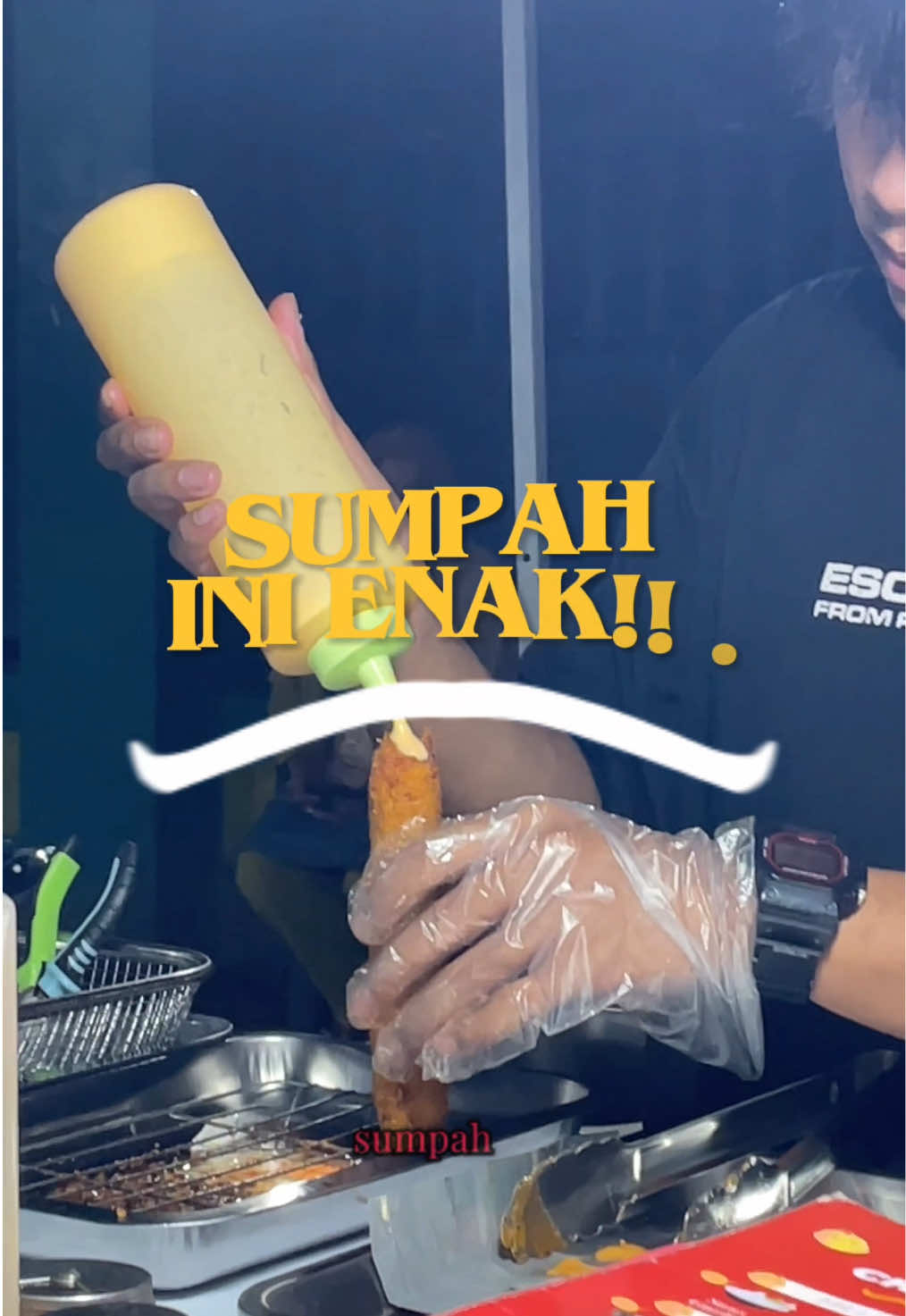 Ini Jajanan yang wajib di cobe deretan UKA. Lagi ad diskon juga, cepat datang @Chickenrolls_Pontianak🐥  #pontianak #rekomendasimakananpontianak #kuliner #kalimantanbarat #rekomendasikulinerpontianak 