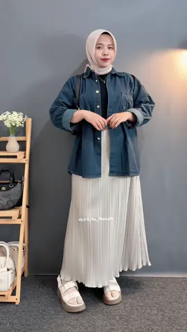 #kemejaoversize #kemejajeans #ootdcewekgemuk 