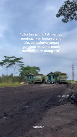 #fyp #holingbatubarakalimantan #drivermuda😎 #storytambang #km71talentabumi 