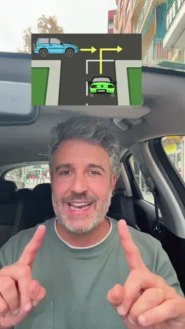 Pregunta de Examen🚗#carnetdeconducir🚘💨 #educacionvial🎓🚘 #teoricodelcoche #practicodecoche #conduciresmipasion 