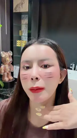 មិនធម្មតា #ហ្វមយិនសុិន @FB. Sa lika 