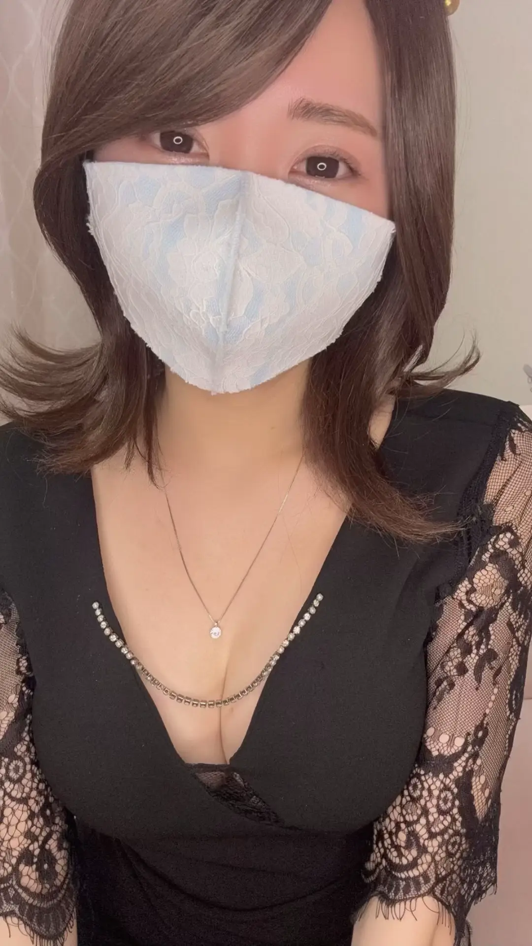 たまにはキャバドレス🎀21時30分からTikTokライブ、 22時からエンジェルライブやるよ💓